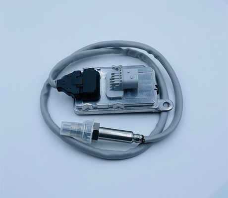 5WK97332A Sensore di ossido di azoto NOx per Mercedes Benz Actros A0101531728