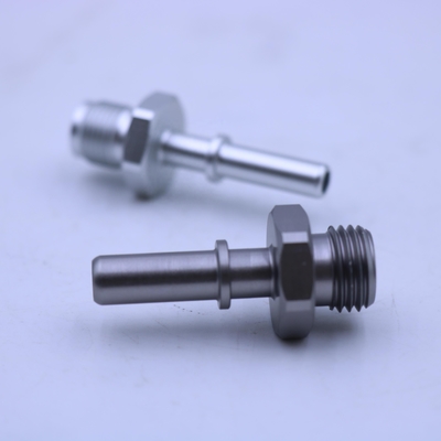 Fitting per l'ingresso della pompa dell'urea A0039972671 A0029973871 A0001405378 Per il kit di riparazione della pompa dell'urea